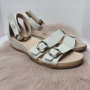 Dansko Astrid Textured Ivory Nubuck Sandal Shoes Size 8.5